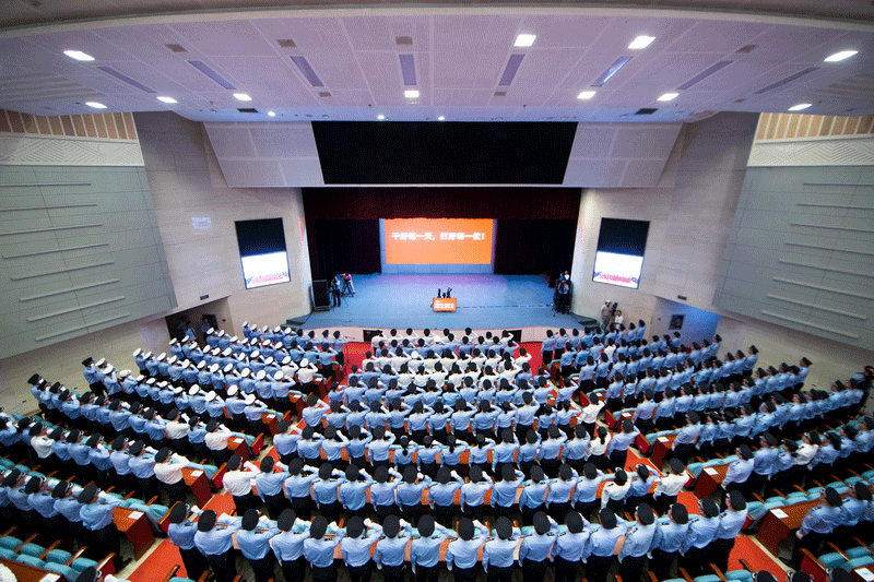 贵阳市公安局会议大厅蜜桃视频免费看网站布局连排沙发椅_蜜桃APP污在线观看蜜桃视频免费看网站