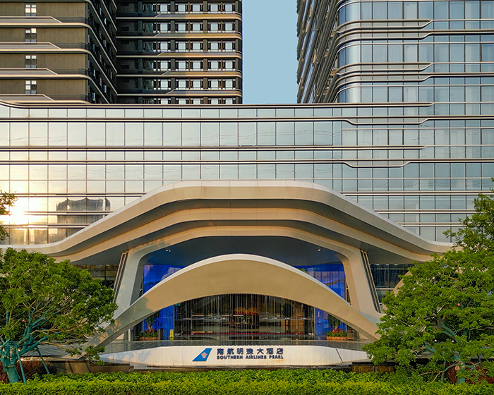 南航明珠大酒店 x蜜桃APP污在线观看：梦想旅程 从此出发
